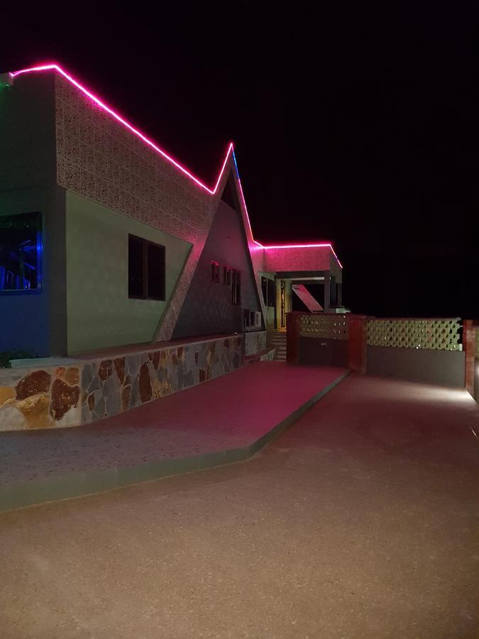 Mama Lee'S Lodge Yamoransa Esterno foto